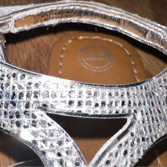 Toddler Sandals - Picture 3 of 5